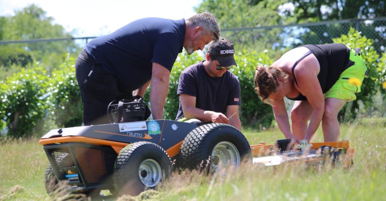 Horten kommune klipper plenen elektrisk – Hva kan du gjøre for å kutte både gress og utslipp?